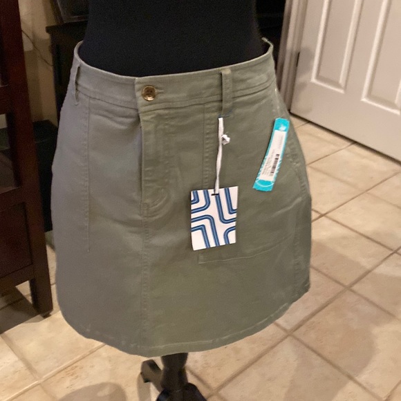 Market & Spruce Dresses & Skirts - NWT 18” skirt DS-3